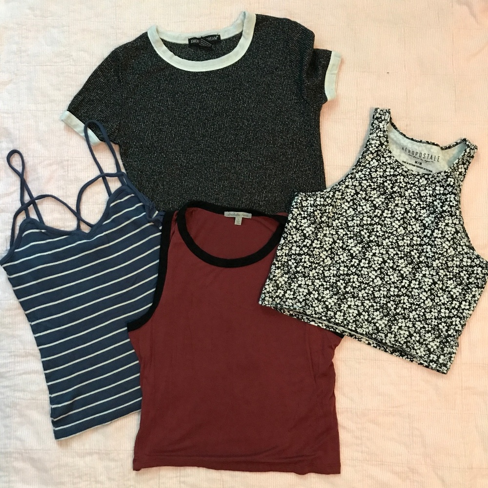 Lot of four (4) crop top shirts - Sz Small